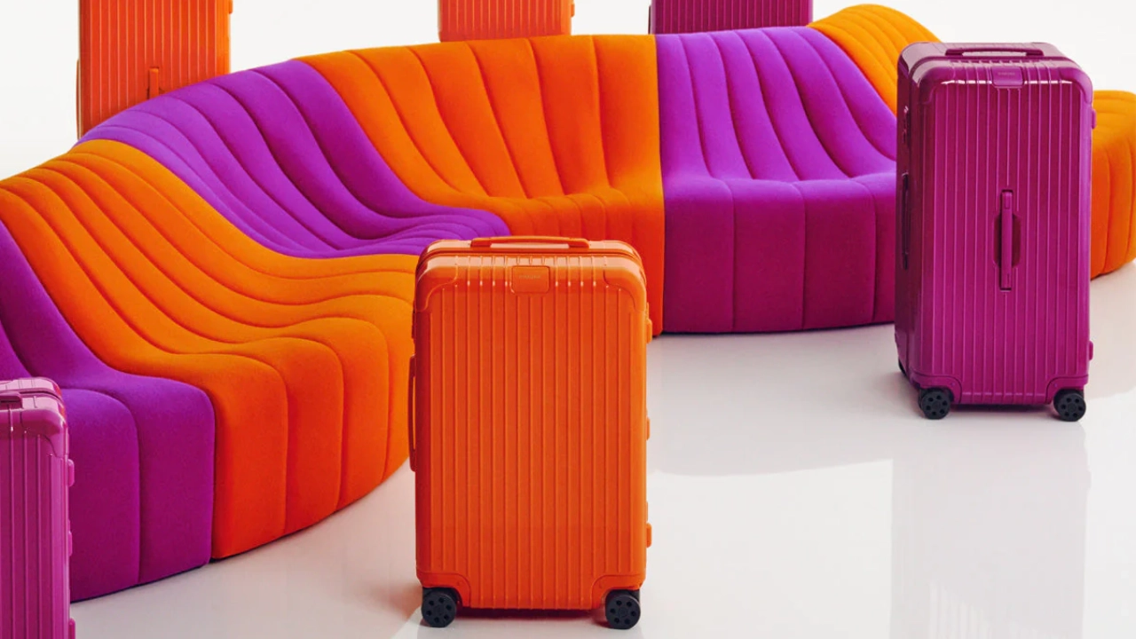 RIMOWA a Rossy de Palma: Nové farby Orange a Magenta prebudia váš cestovateľský temperament