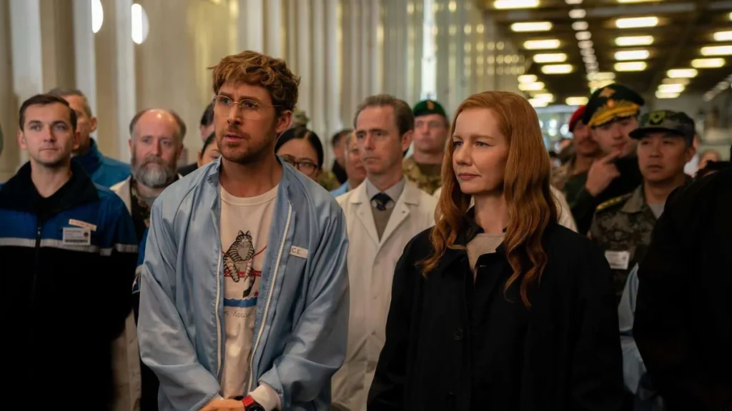 Ryan Gosling ako Ryland Grace a Sandra Hüller ako Eva Stratt v scéne zo sci-fi filmu Posledná šanca.
